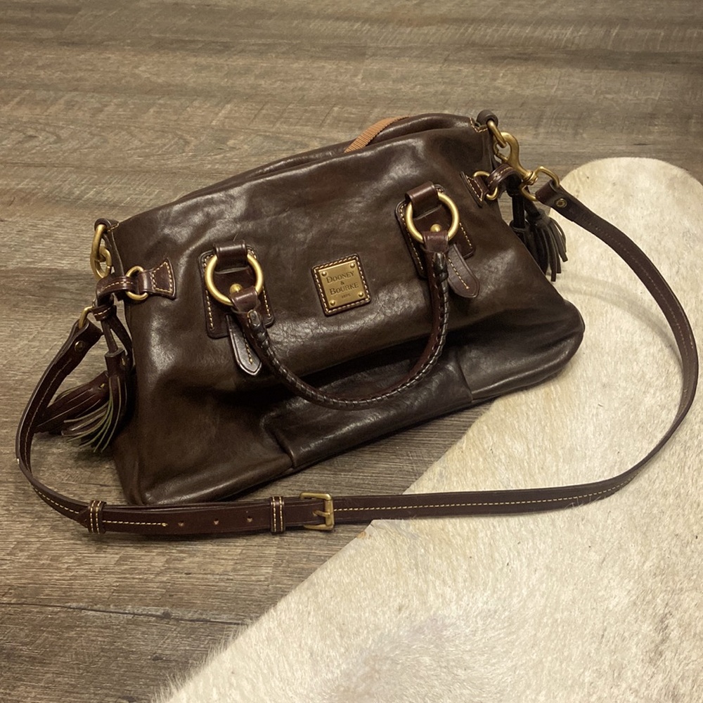 Dooney bourke bag
